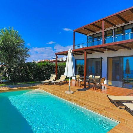 Kalma Villa Dio Nea Moudania Exterior photo